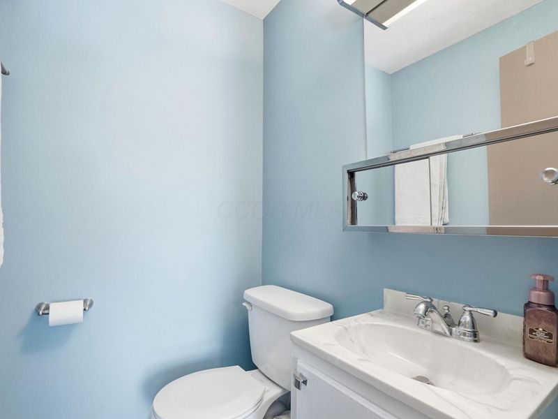 596 Pamlico Street, Unit X4, Columbus, OH 43228 Photo 23