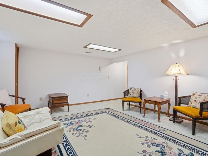 596 Pamlico Street, Unit X4, Columbus, OH 43228 Photo 27