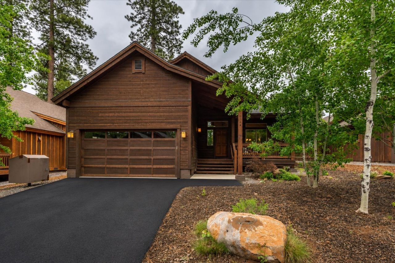 10364 Winter Creek Loop, Truckee, CA 96161 Main Photo