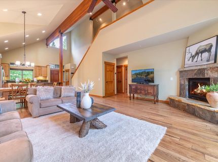 10364 Winter Creek Loop, Truckee, CA 96161 Photo