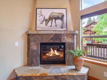 10364 Winter Creek Loop, Truckee, CA 96161 Photo