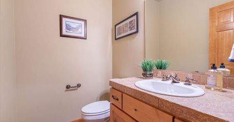 10364 Winter Creek Loop, Truckee, CA 96161 Photo