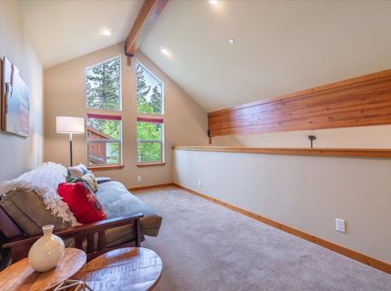 10364 Winter Creek Loop, Truckee, CA 96161 Photo