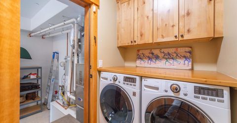 10364 Winter Creek Loop, Truckee, CA 96161 Photo