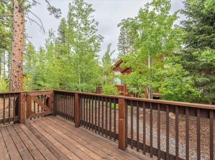 10364 Winter Creek Loop, Truckee, CA 96161 Photo