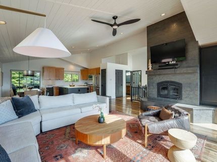 11648 Rhineland Avenue, Truckee, CA 96161 Photo