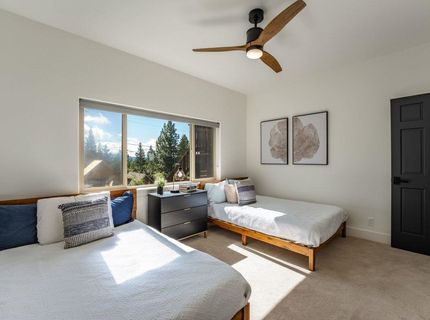 11648 Rhineland Avenue, Truckee, CA 96161 Photo