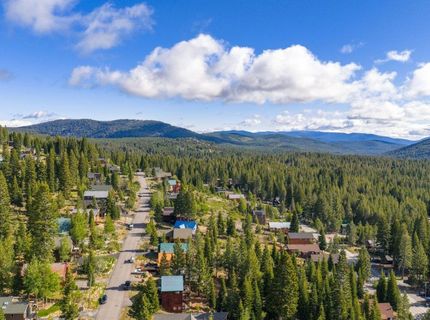 11648 Rhineland Avenue, Truckee, CA 96161 Photo