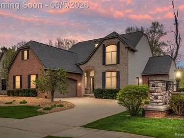 110 Singh Boulevard, South Lyon, MI 48178