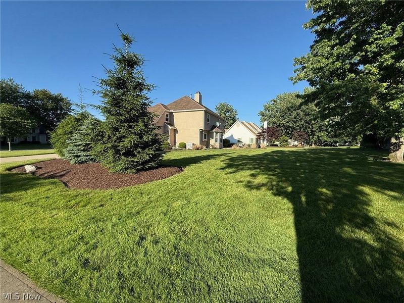 32291 Country Club Drive, Avon Lake, OH 44012 Photo 4