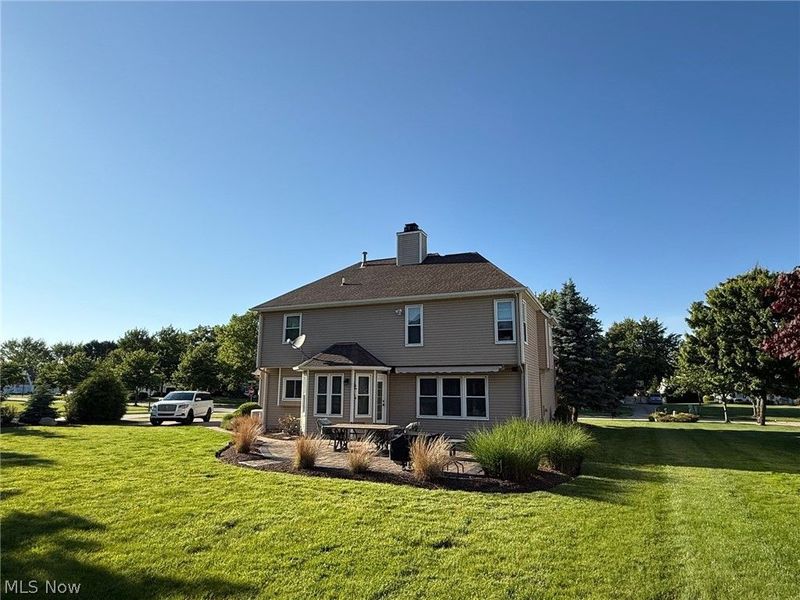 32291 Country Club Drive, Avon Lake, OH 44012 Photo 5