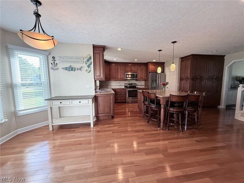 32291 Country Club Drive, Avon Lake, OH 44012 Photo 7