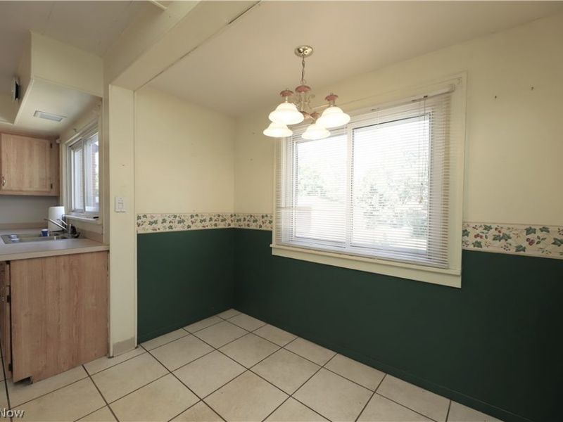 4808 Ira Avenue, Cleveland, OH 44144 Photo 11