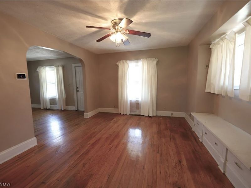 4808 Ira Avenue, Cleveland, OH 44144 Photo 5