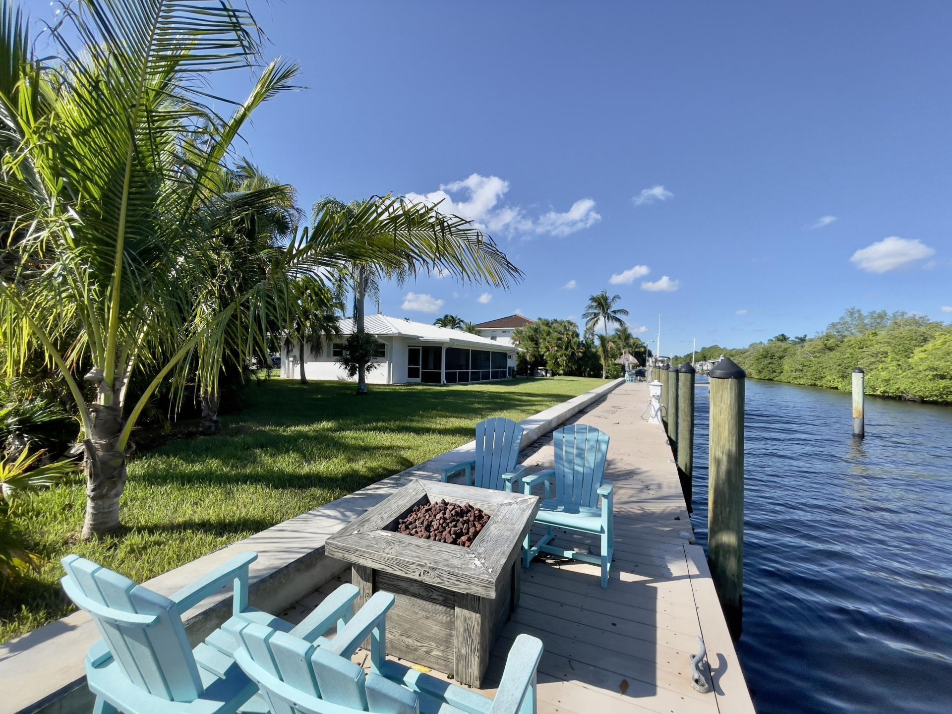 8585 SE Palm Street, Hobe Sound, FL 33455 Photo