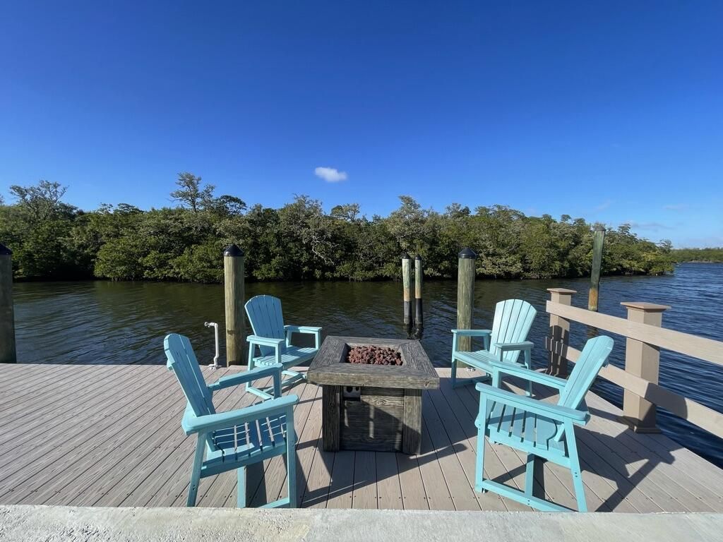 8585 SE Palm Street, Hobe Sound, FL 33455 Photo