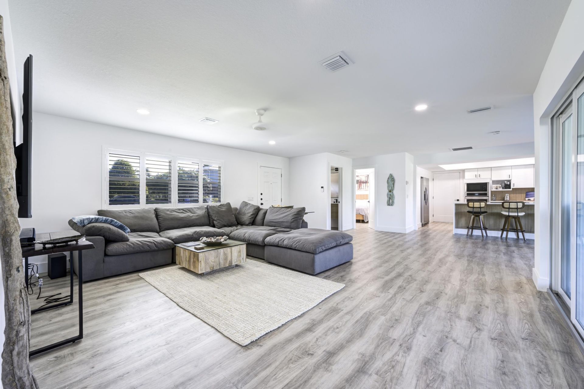 8585 SE Palm Street, Hobe Sound, FL 33455 Photo
