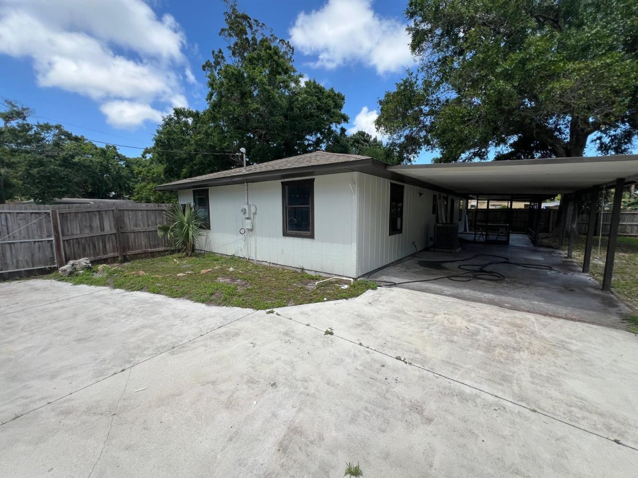 2008 S 30th Street, Fort Pierce, FL 34947 Photo