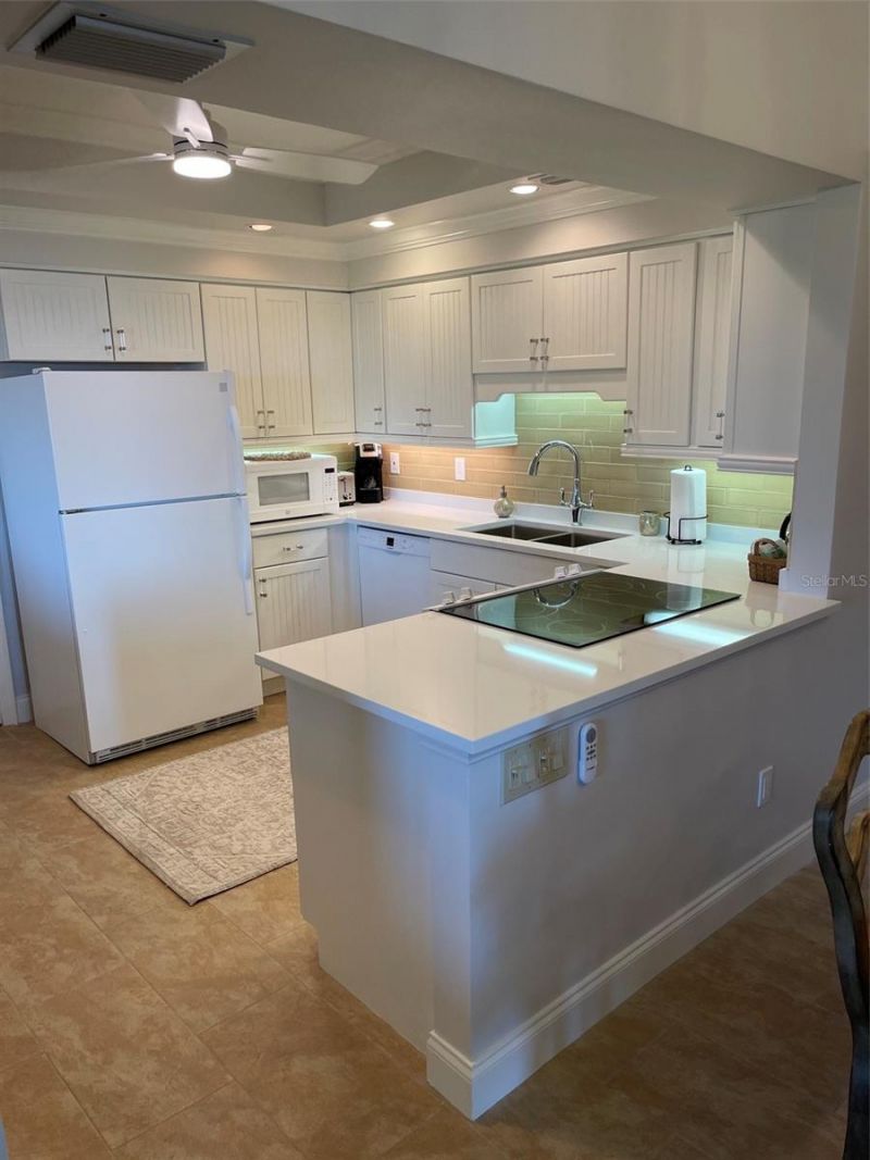 2301 Gulf Of Mexico Drive, Unit 11N, Longboat Key, FL 34228 Photo