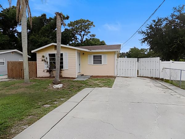 4610 SLOAN AVENUE, SARASOTA, FL 34233
