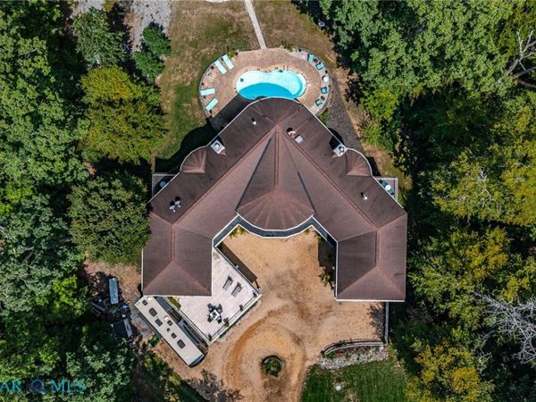145 Beechwood Drive , Weems, VA 22576