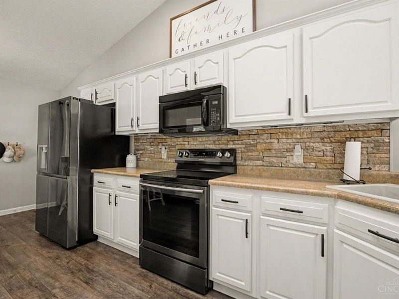 4921 Sir Gregory Way, Middletown, OH 45044 Photo 14