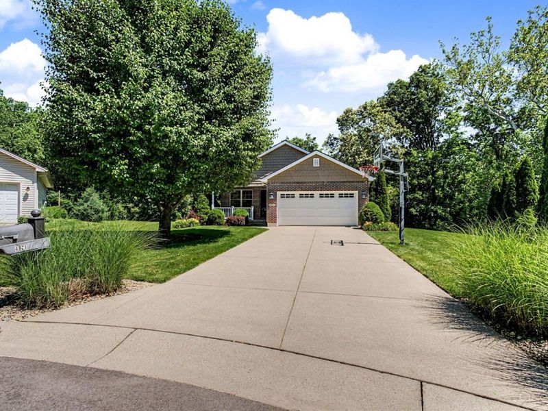 4921 Sir Gregory Way, Middletown, OH 45044 Photo 3