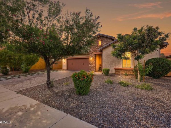 18216 W MONTECITO Avenue, Goodyear, AZ 85395