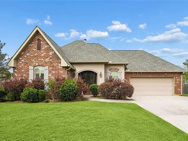 167 FAYEDAYE Drive, Madisonville, LA 70447