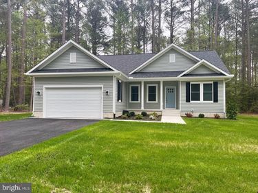 41 WILDWOOD ROAD, COLONIAL BEACH, VA 22443