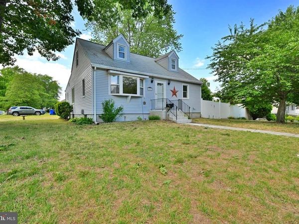 901 QUINTON STREET, ROEBLING, NJ 08554