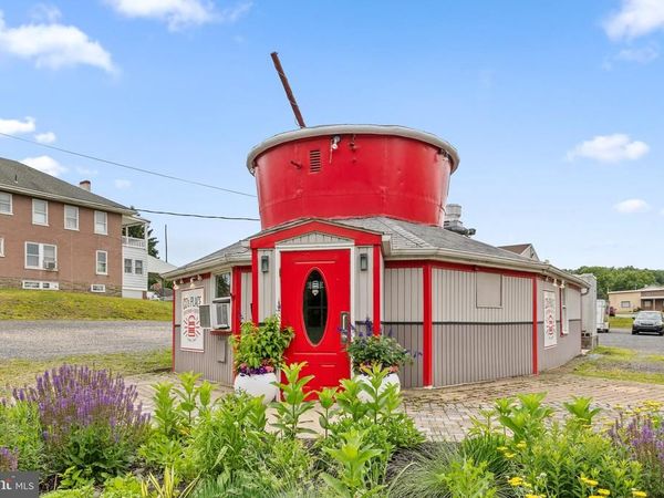231 N READING AVENUE, BOYERTOWN, PA 19512