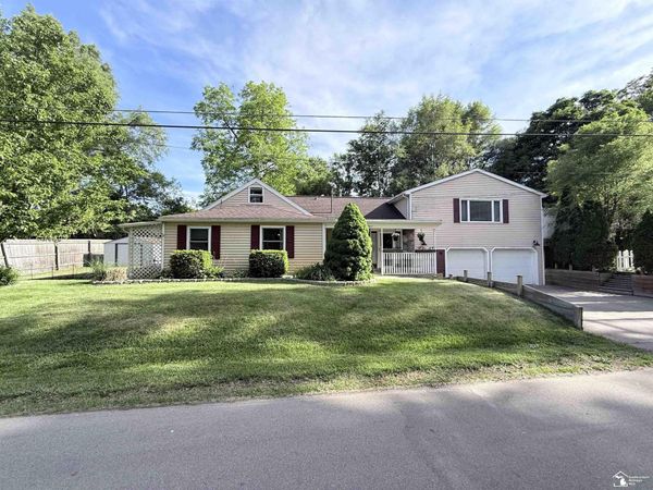 2911 Whitlock Road, Jackson, MI 49202