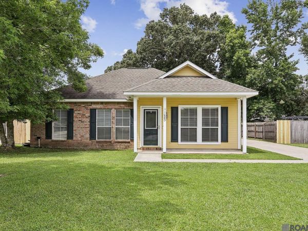 11083 Henson Dr, Greenwell Springs, LA 70739