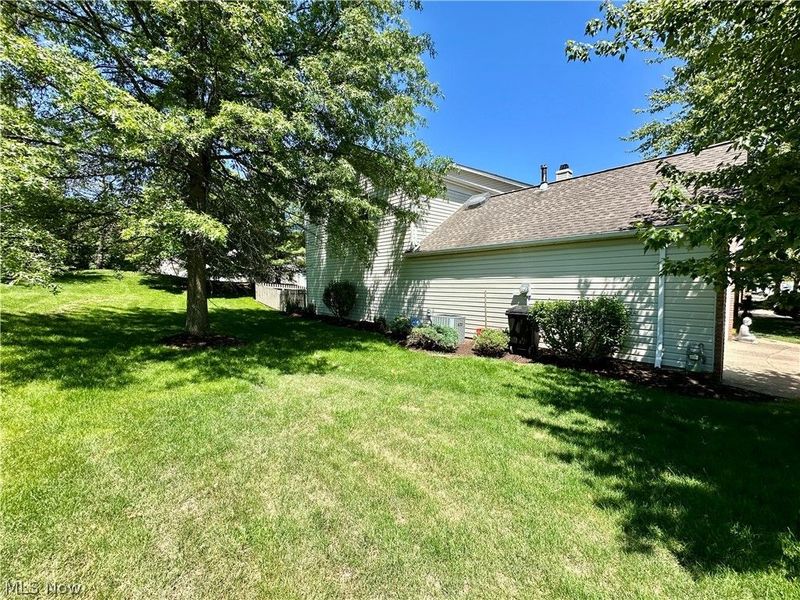 16492 Sunwood Oval, Strongsville, OH 44136 Photo 24