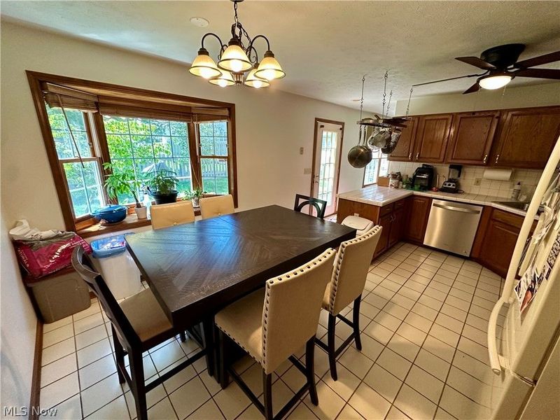 16492 Sunwood Oval, Strongsville, OH 44136 Photo 6