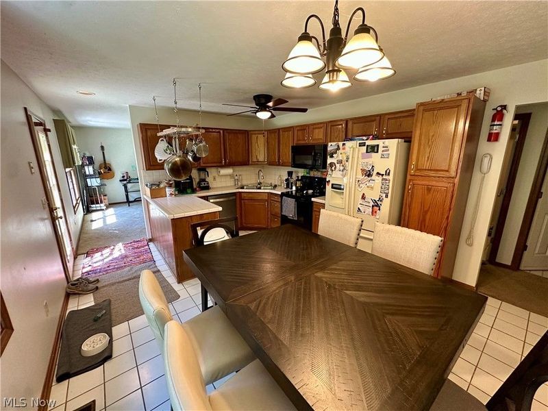 16492 Sunwood Oval, Strongsville, OH 44136 Photo 7