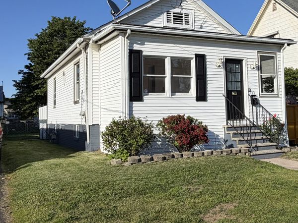 155 Dodge, East Haven, CT 06512