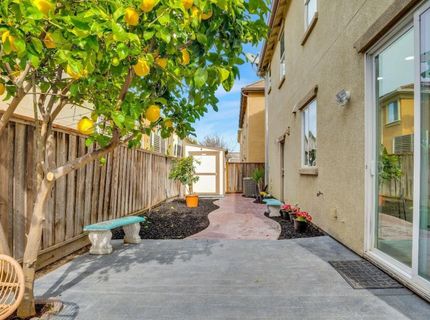 17125 Laurel Oak Ln, Lathrop, CA 95330 Photo