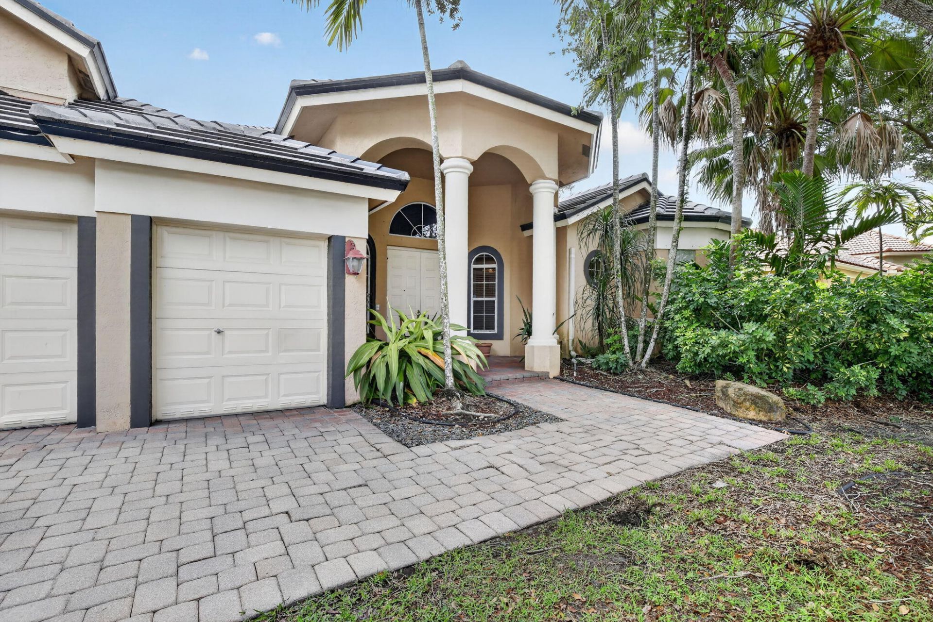 8106 N Savannah Circle, Davie, FL 33328 Photo