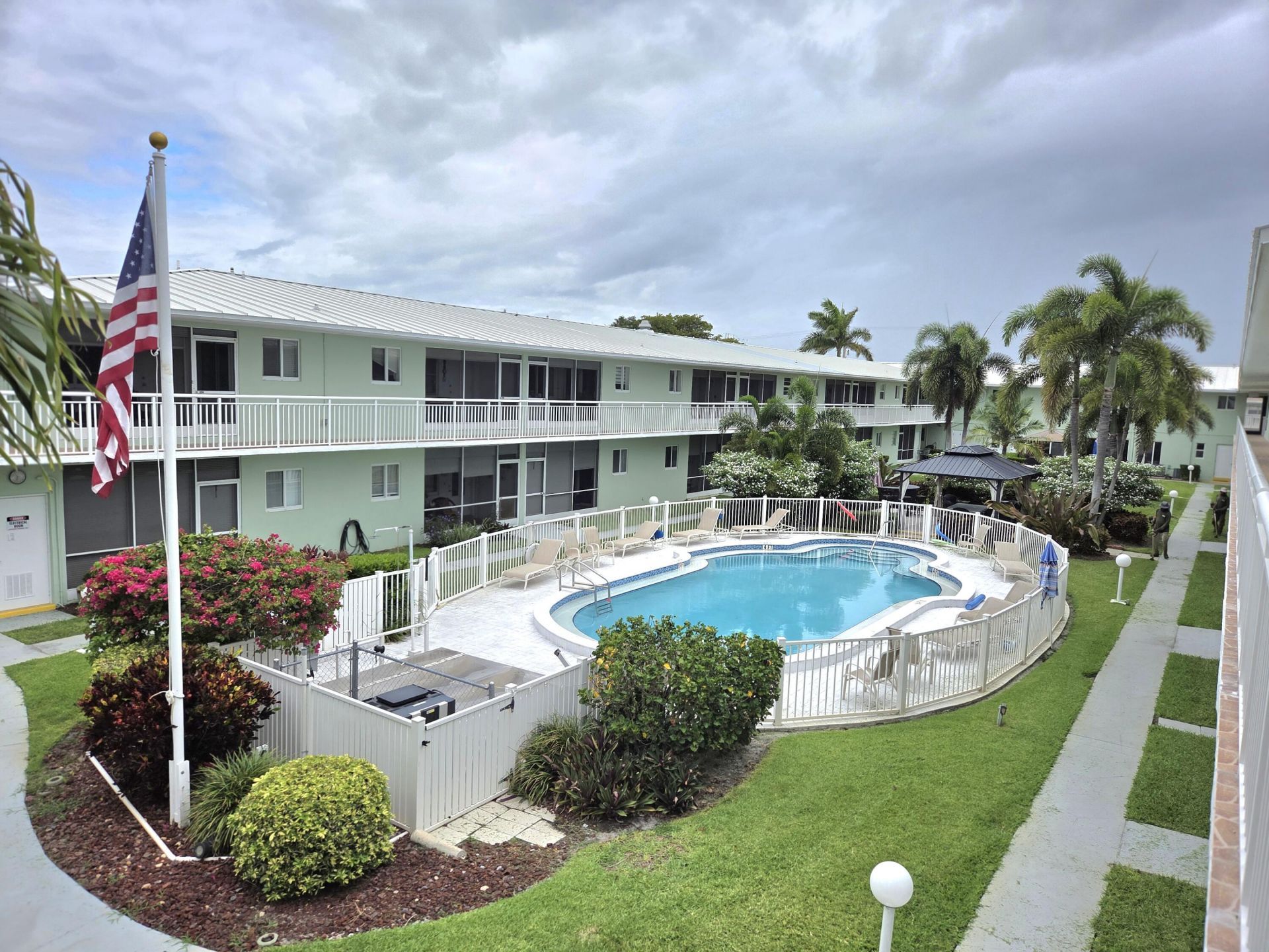 2100 NE 38th Street Ne, Unit #207, Lighthouse Point, FL 33064 Photo