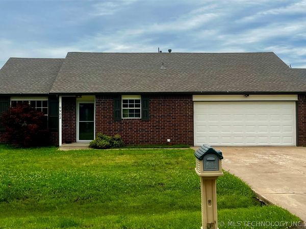 9902 N 43rd Avenue E, Sperry, OK 74073