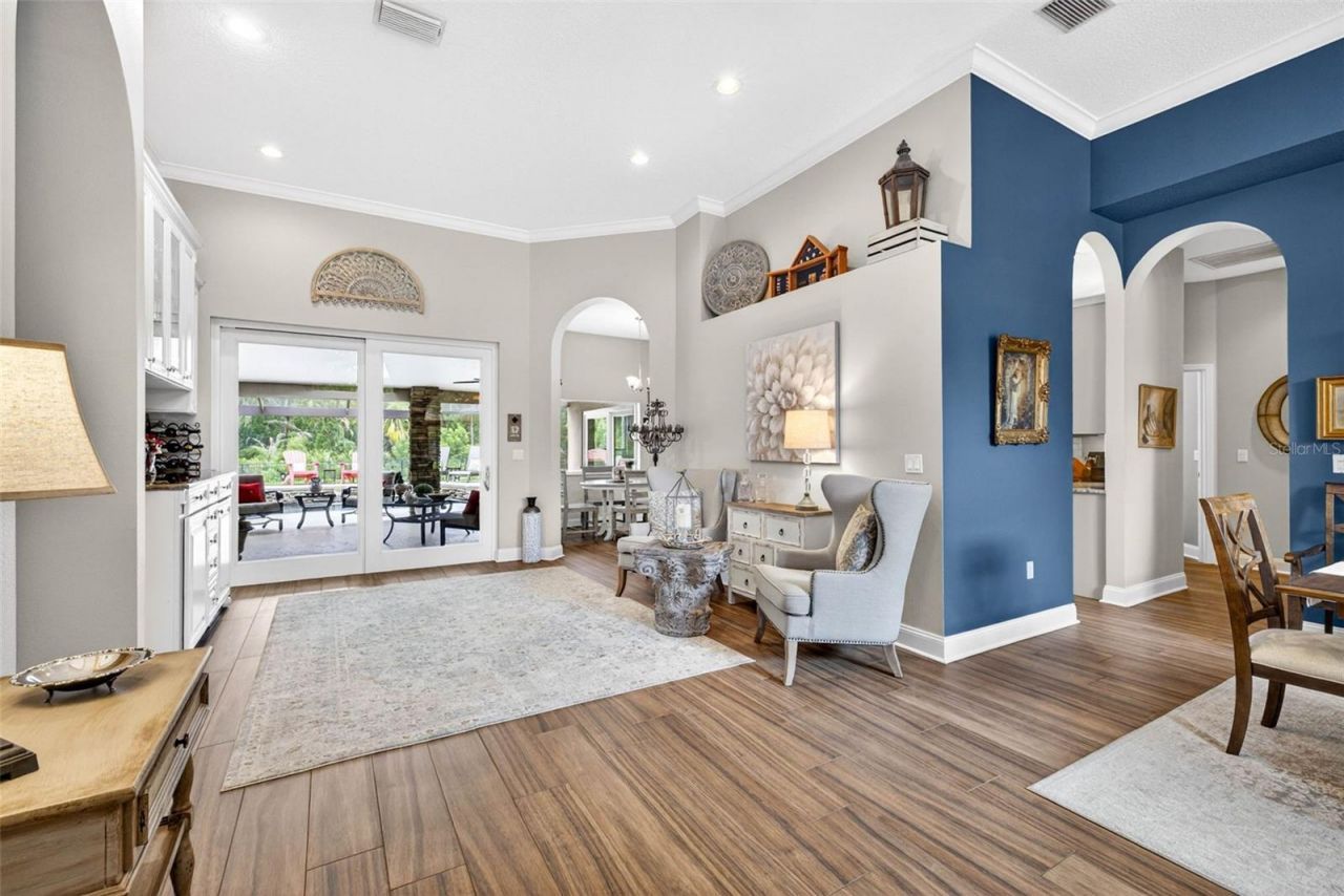 3904 S Nine Drive, Valrico, FL 33596 Photo