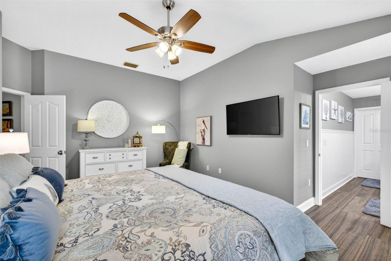3904 S Nine Drive, Valrico, FL 33596 Photo