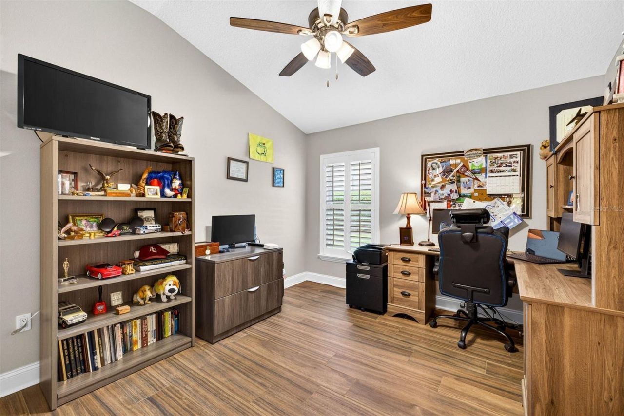 3904 S Nine Drive, Valrico, FL 33596 Photo