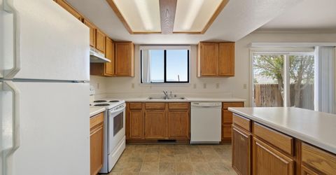 401 Kathy Avenue, Yerington, NV 89447 Photo