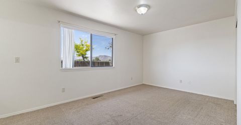 401 Kathy Avenue, Yerington, NV 89447 Photo