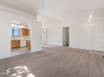 401 Kathy Avenue, Yerington, NV 89447 Photo