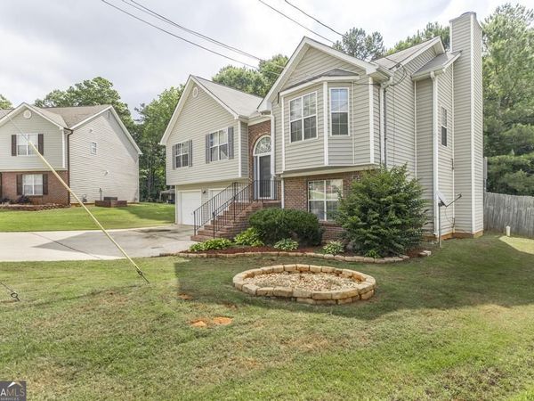 2757 Luke Drive, Ellenwood, GA 30294