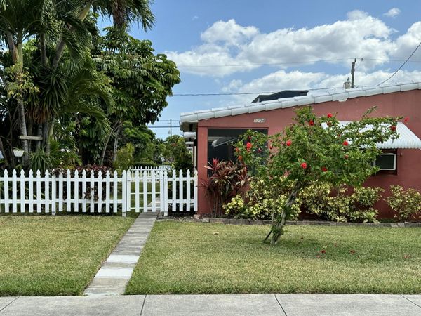 1734 Fletcher Street, Unit 3, Hollywood, FL 33020